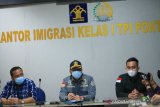 Imigrasi pulangkan 27 warga negara Vietnam pencuri ikan di Pontianak