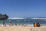 16 pedagang di Pantai Drini Gunung Kidul terkonfirmasi COVID-19