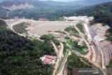 Kementerian PUPR mengisi air Bendungan Ladongi Sultra pada Juli 2021