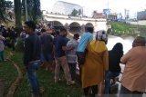 Awalnya disangka boneka, ternyata ini ditemukan anak-anak di sungai Batang Agam Kota Payakumbuh