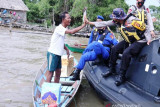 Polairud Polda Sumsel siagakan ambulans terapung  di Sungai Musi