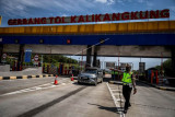 Penyekatan di Gerbang Tol Kalikangkung