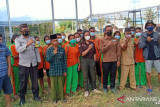 Pelajar SMK Manggarai Barat latihan budi daya tanaman hidroponik