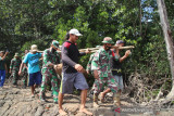 Brimob sterilkan lokasi penemuan bom peninggalan perang di Kabupaten Bone