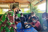 Satgas TNI ajarkan ilmu komputer kepada siswa di perbatasan RI-PNG