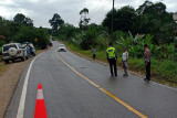 Nahas! Seorang pengendara sepeda motor tewas tabrak truk sawit