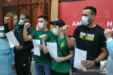 Empat pemain asing Persebaya Surabaya disuntik vaksin AstraZeneca