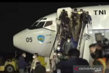 Pesawat TNI AU yang bawa WNI dari Afganistan tiba di Jakarta