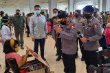 Kapolri meminta Polri akomodir antusiasme masyarakat untuk vaksin