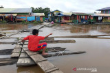 Tongkang dilarang berlayar di pedalaman Sungai Barito, ini alasannya