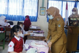 Siswa di Mamuju antusias ikuti PTM hari pertama