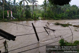 Ratusan warga mengungsi akibat bencana banjir di Kabupaten Buru