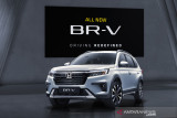  All New Honda BR-V generasi kedua saat peluncuran secara virtual di Surabaya, Jawa Timur, Rabu (22/9/2021). Diharapkan generasi kedua Honda BR-V tersebut dapat memenuhi kebutuhan masyarakat Indonesia kususnya di wilayah Jawa Timur, Bali dan Nusa Tenggara untuk kendaraan yang tangguh, nyaman dan aman sesuai kondisi jalan di Indonesia. Antara jatim/Dok Honda Surabaya Center/ZK