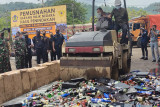 Bea Cukai Bandarlampung musnahkan barang sitaan senilai Rp32,4 miliar