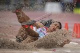 Maria Londa Juara Lompat Jauh PON Papua