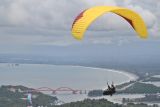 PON XX Papua - Paralayang selesaikan babak kelima ketepatan mendarat