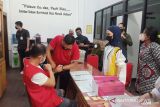 Kanwil DJP Sumbar Jambi menyerahkan tersangka penggelapan pajak ke jaksa