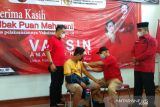 Ketua DPR RI berikan 10 ribu vaksin dan paket sembako di Lamongan-Gresik