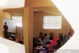 Bersahabat dengan Al Quran dari Pusat Belajar Mengaji Al Az Zahra Lampung Utara