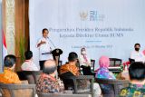 Presiden Joko Widodo minta BUMN bermitra dengan perusahaan global