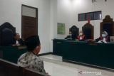 Korupsi bantuan COVID-19, mantan Kades Banjar Sari Lotim divonis dua tahun penjara