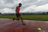 Latihan Atlet Atletik Jelang Peparnas Papua