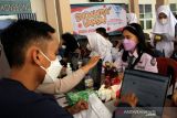 Vaksinasi pelajar di Makassar