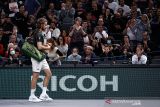 Tsitsipas mundur dari laga pembuka  ATP Cup karena cedera siku