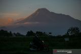 Gunung Merapi mengalami 156 kali gempa guguran