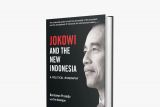 Darmawan Prasodjo kolaborasi penulis sejarah Inggris luncurkan buku rekam jejak pembangunan ala Jokowi