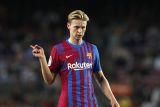 Liga Spanyol - Frenkie de Jong : Barcelona lupa cara main sepak bola di babak kedua