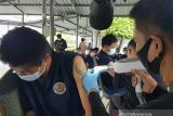 Puluhan warga binaan Lapas ramai-ramai hapus tato