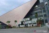 Museum Islam Indonesia KH Hasyim Asy'ari Tebuireng, Kabupaten Jombang, Jawa Timur, Rabu (10/11/2021). Pembukaan kembali museum Islam Indonesia KH Hasyim Asy'ari ini merupakan rangkaian dari kegiatan 76 Tahun Resolusi Jihad Hadratussyaikh KH Hasyim Asyâari. Sebagai upaya untuk meningkatkan pemahaman masyarakat terkait dengan sejarah perjuangan, pemikiran dan karya para tokoh Islam Indonesia dalam merebut, mempertahankan dan mengisi kemerdekaan. Antara Jatim/Syaiful Arif/zk