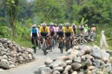 Seri terakhir Tour de Borobudur berakhir di cagar budaya Tuk Budoyo Temanggung