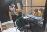 Tukang sate pemerkosa siswi disabilitas di Lombok Timur dibekuk di rumahnya