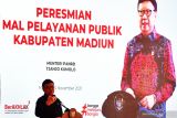 Menteri Pendayagunaan Aparatur Negara dan Reformasi Birokrasi (MenPAN-RB) Tjahjo Kumolo memberikan pengarahan saat meresmikan Mal Pelayanan Publik (MPP) Kabupaten Madiun, Jawa Timur, Rabu (24/11/2021). Menteri Tjahjo Kumolo meresmikan MPP Kabupaten Madiun guna memberikan kemudahan, kecepatan, keterjangkauan pada masyarakat dalam mendapatkan pelayaan. Antara Jatim/Siswowidodo/zk