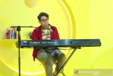 Cerita musisi Ardhito manfaatkan internet tetap produktif selama pandemi