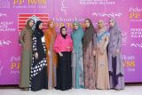 Tren busana muslimah 2022 dari  Wiwiek Hatta