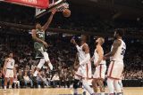 Khris Middleton tuntun Bucks ungguli  Knicks 112-97