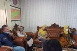 PKM Unand Perbaiki Manajemen Kesehatan dan Reproduksi Kerbau Murrah Penghasil Susu dan Dadih di Kecamatan Tilatang Kamang, Kabupaten Agam