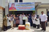 Anggota DPRD Sumbar Fraksi Gerindra Yunisra Syahiran salurkan bantuan ternak dan pakan