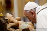 Paus Fransiskus  serukan dialog untuk menyembuhkan dunia yang terpecah