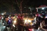 Ribuan masyarakat di Kendari rayakan malam pergantian tahun Iki