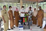PTBA bantu mesin pengolahan biji kopi untuk petani Muarokalaban Sawahlunto