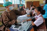 Pemeriksaan kesehatan siswa PTM di Yogyakarta tetap dilanjutkan