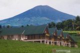 BPBD OKU melarang masyarakat ke Gunung Dempo