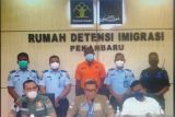 Kanwil Kemenkumham Riau deportasi warga Nigeria ke Malaysia