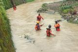 SAR bentuk tiga tim mencari korban diduga hanyut di Sungai Celeng Bantul