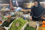 Harga cabai rawit di pasar tradisional Palembang turun jadi Rp52.000 per Kg