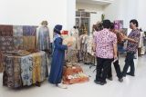 TVRI Yogyakarta mengadakan Pameran Batik dan Tenun Nusantara